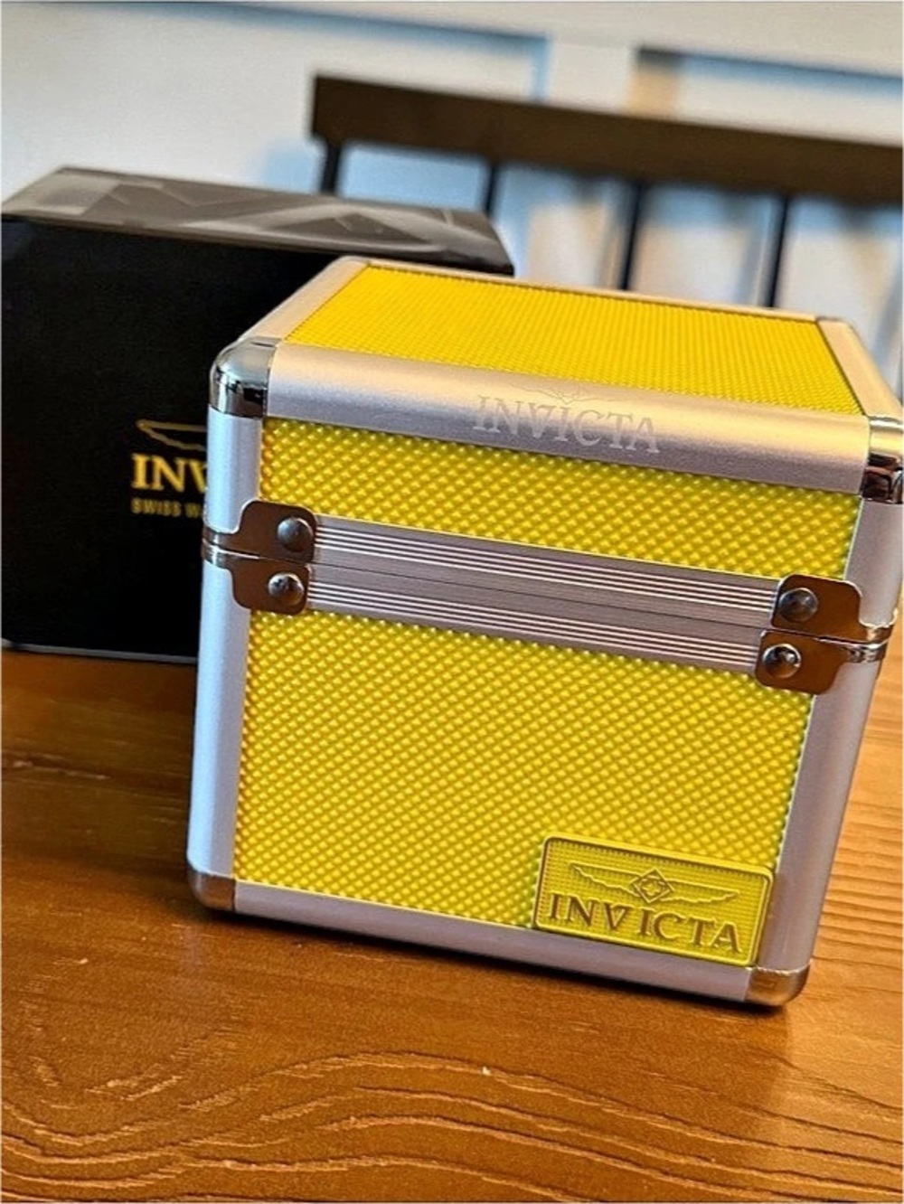 NWT Invicta Single Slot Impact Resistant Watch Case Yellow & Silver